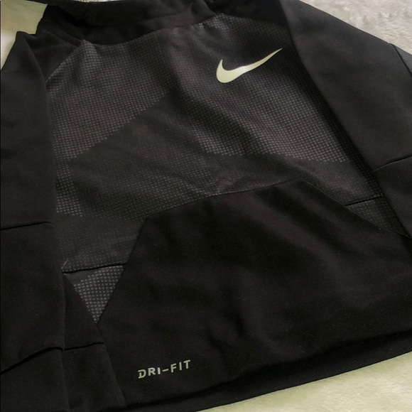 Nike | Dri-Fit | Long Sleeve-Hoodie Bundle | 2T - Picture 3 of 6